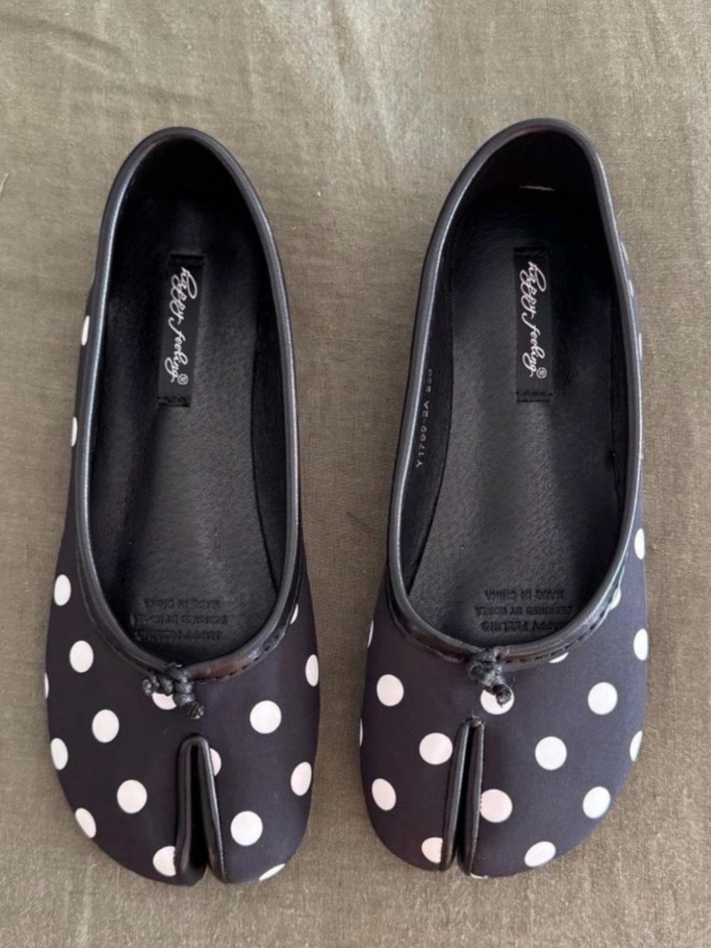 Black & White Polka Dot Tabi Flats
